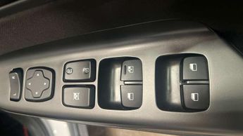 Hyundai Kona 1.6 GDi Hybrid Premium 5dr DCT