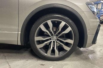 Volkswagen Tiguan 2.0 TDi 150 R-Line Tech 5dr DSG