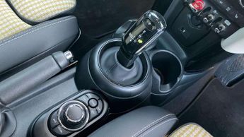 MINI Hatchback 1.5 Cooper Classic 3dr Auto