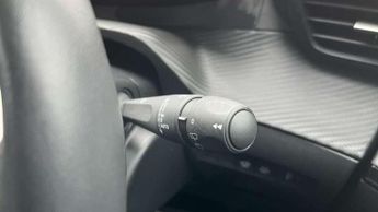 Peugeot 2008 1.2 PureTech 130 Allure Premium+ 5dr EAT8