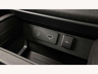 Land Rover Defender 2.0 P400e X-Dynamic HSE 110 5dr Auto