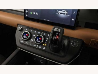 Land Rover Defender 2.0 P400e X-Dynamic HSE 110 5dr Auto