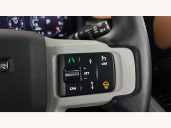 Land Rover Defender 2.0 P400e X-Dynamic HSE 110 5dr Auto