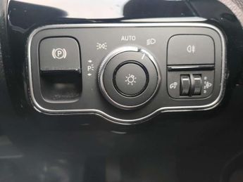 Mercedes-Benz A-Class A180 SE Executive 5dr Auto