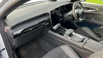 Renault Rafale E-Tech FHEV Techno Esprit Alpine 5dr Auto 4C