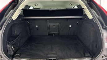 Volvo XC60 2.0 B5P Core 5dr AWD Geartronic