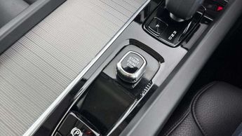 Volvo XC60 2.0 B5P Core 5dr AWD Geartronic