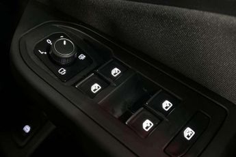 Volkswagen Golf GTE 1.4 TSI GTE 5dr DSG