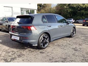 Volkswagen Golf 1.5 eTSI 150 R-Line 5dr DSG