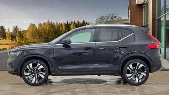 Volvo XC40 2.0 B3P Ultra Dark 5dr Auto