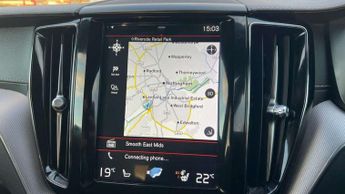 Volvo XC60 2.0 D4 R DESIGN Pro 5dr AWD Geartronic