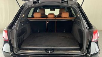 Mercedes-Benz GLC GLC 300de 4Matic AMG Line Premium Plus 5dr 9GTron