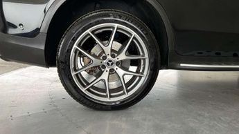 Mercedes-Benz GLC GLC 300de 4Matic AMG Line Premium Plus 5dr 9GTron