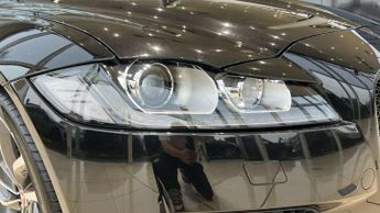 Jaguar XF Sportbrake 2.0d [180] Chequered Flag 5dr Auto