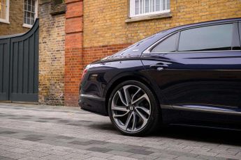 Bentley Flying Spur 4.0 V8 Hybrid Speed 4dr Auto