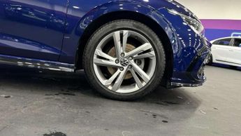 Volkswagen Golf 1.5 eTSI 150 R-Line 5dr DSG