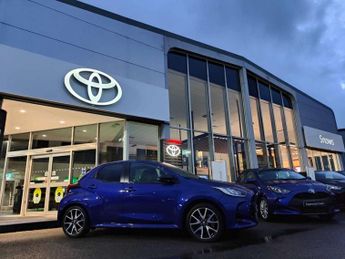 Toyota Yaris 1.5 Hybrid Design 5dr CVT