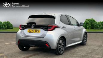 Toyota Yaris 1.5 Hybrid Design 5dr CVT
