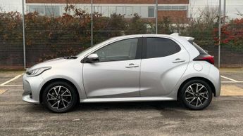 Toyota Yaris 1.5 Hybrid Design 5dr CVT