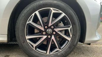 Toyota Yaris 1.5 Hybrid Design 5dr CVT