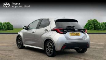 Toyota Yaris 1.5 Hybrid Design 5dr CVT
