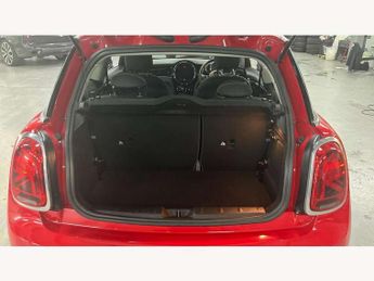 MINI Hatchback 1.5 Cooper Classic 3dr Auto