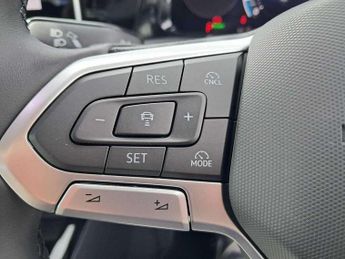 Volkswagen Golf 1.5 eTSI 150 Style 5dr DSG