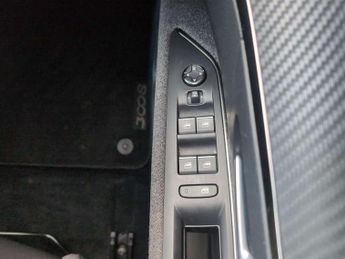 Peugeot 3008 1.2 PureTech Active Premium+ 5dr EAT8