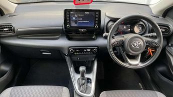 Toyota Yaris 1.5 Hybrid Design 5dr CVT