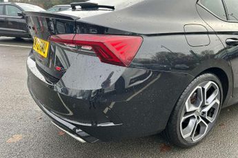 Skoda Octavia vRS 2.0 TDI 200 vRS 5dr DSG