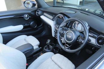 MINI Convertible 2.0 Cooper S Exclusive II 2dr Auto