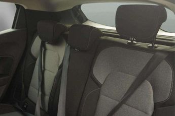 Renault Clio 1.6 E-TECH full hybrid 145 Evolution 5dr Auto