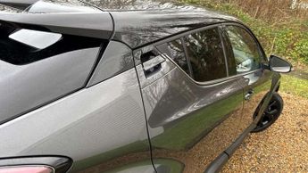 Toyota C-HR 1.8 Hybrid Dynamic 5dr CVT