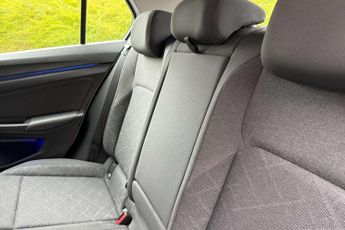 Volkswagen Golf 1.5 eTSI 150 Life 5dr DSG