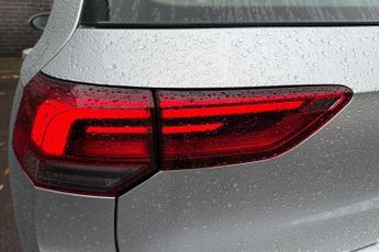 Volkswagen Golf 1.5 eTSI 150 Life 5dr DSG