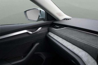 Skoda Octavia Estate 2.0 TDI 150 First Edition 5dr DSG