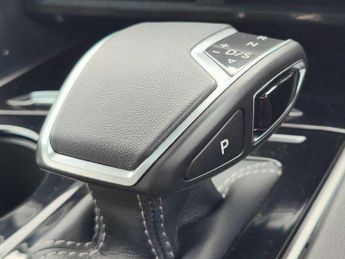 Volkswagen Touareg 3.0 V6 TDI 4Motion Black Edition 5dr Tip Auto