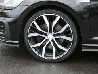 Volkswagen Golf 2.0 TDI 184 GTD 5dr DSG