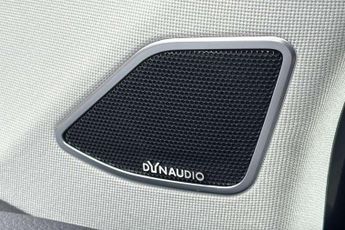 Volkswagen Caravelle 2.0 TDI BlueMotion Tech 199 Executive 5dr DSG