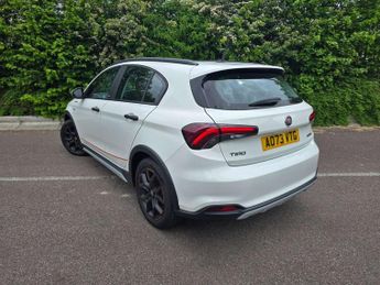 Fiat Tipo Cross 1.5 Hybrid 48V Cross Garmin 5dr DDCT