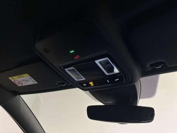 Volkswagen Golf 1.5 eTSI 150 R-Line 5dr DSG