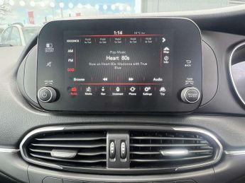 Fiat Tipo Cross 1.5 Hybrid 48V Cross Garmin 5dr DDCT