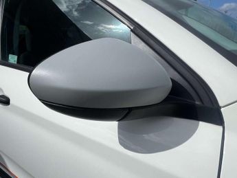 Fiat Tipo Cross 1.5 Hybrid 48V Cross Garmin 5dr DDCT