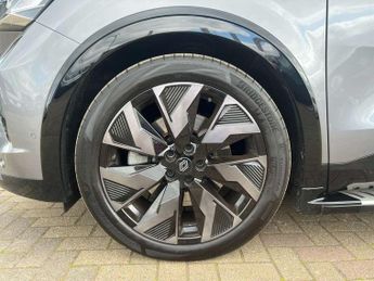 Renault Rafale E-Tech FHEV Iconic Esprit Alpine 5dr Auto 4C