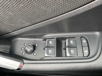 Audi Q2 35 TFSI S Line 5dr S Tronic