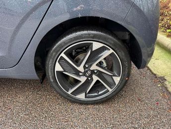 Hyundai i10 1.2 [79] Premium 5dr Auto [Nav]