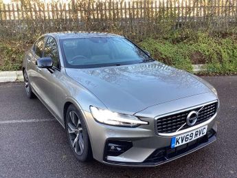 Volvo S60 2.0 T5 R DESIGN Plus 4dr Auto