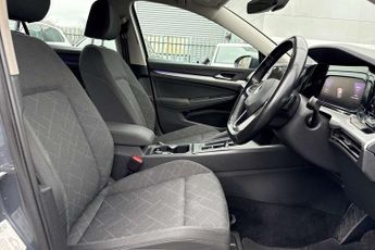 Volkswagen Golf 1.0 eTSI Life 5dr DSG