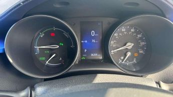 Toyota C-HR 1.8 Hybrid Dynamic 5dr CVT