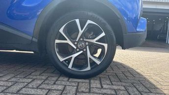 Toyota C-HR 1.8 Hybrid Dynamic 5dr CVT